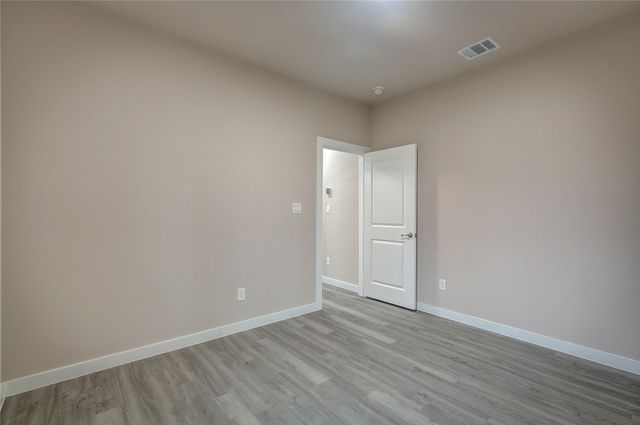 1505 Division Street, Commerce, TX 75428