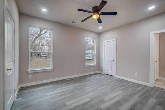 1505 Division Street, Commerce, TX 75428