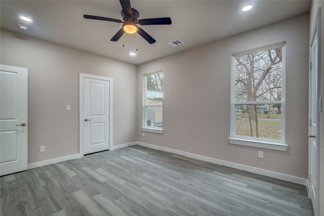 1505 Division Street, Commerce, TX 75428