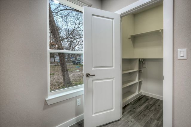 1505 Division Street, Commerce, TX 75428