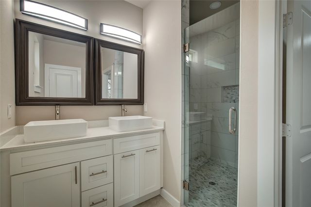 1505 Division Street, Commerce, TX 75428