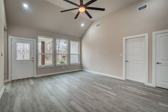 1505 Division Street, Commerce, TX 75428
