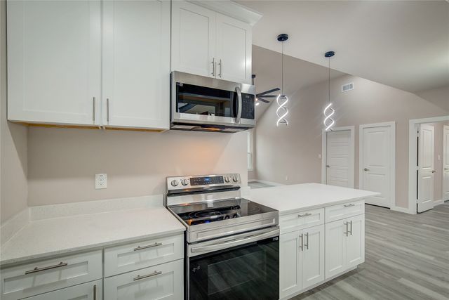 1505 Division Street, Commerce, TX 75428