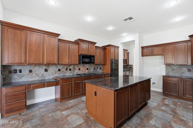 18614 W MARSHALL Avenue, Litchfield Park, AZ 85340