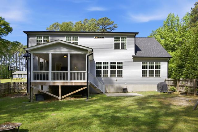 211 Long Street, Fuquay Varina, NC 27526