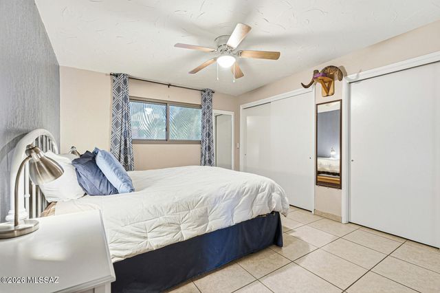 361 N Calle De Las Profetas, Green Valley, AZ 85614