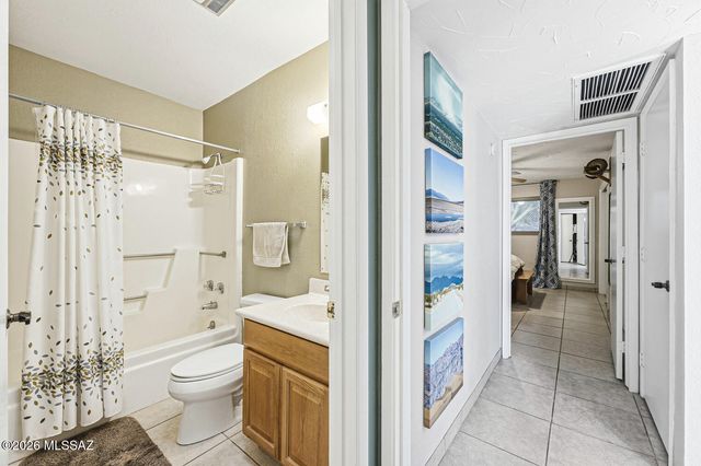 361 N Calle De Las Profetas, Green Valley, AZ 85614