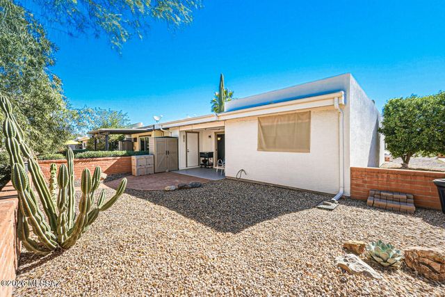 361 N Calle De Las Profetas, Green Valley, AZ 85614