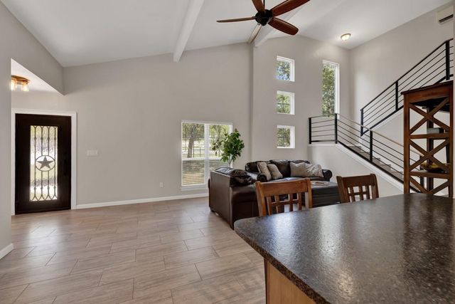 3055 Lakeview DR, Canyon Lake, TX 78133