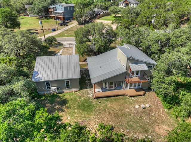 3055 Lakeview DR, Canyon Lake, TX 78133