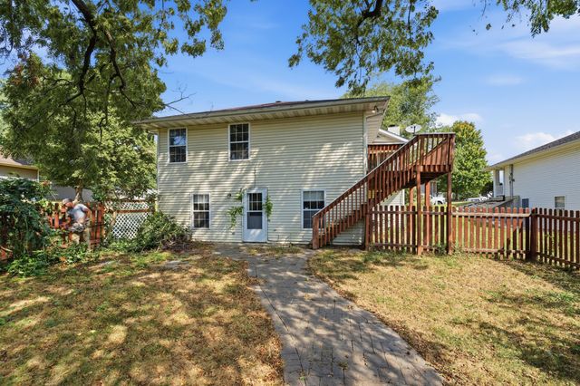 4914 ORCHARD LN, Columbia, MO 65202