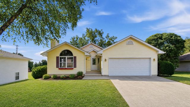 4914 ORCHARD LN, Columbia, MO 65202