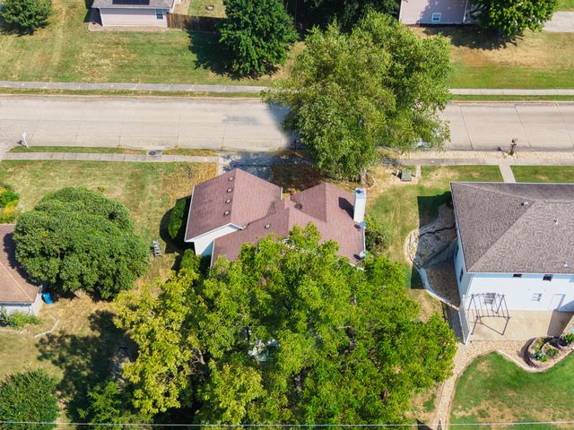 4914 ORCHARD LN, Columbia, MO 65202