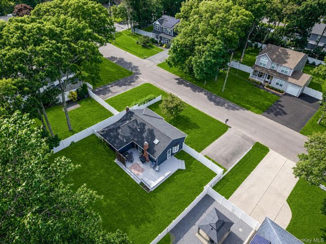 6 Malba Drive, Shirley, NY 11967
