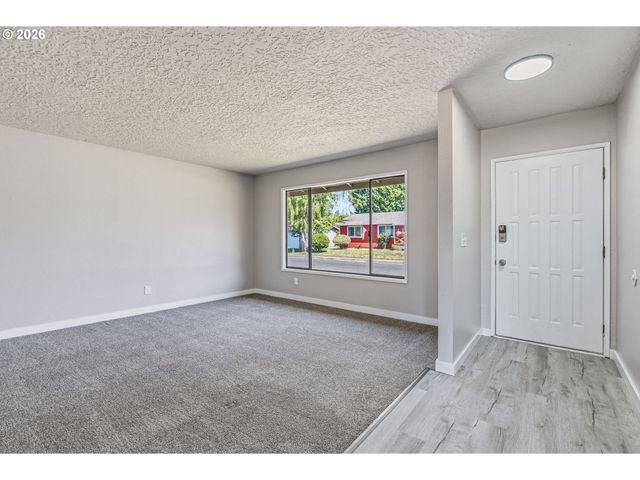 411 BRIERWOOD Ct, Castle Rock, WA 98611
