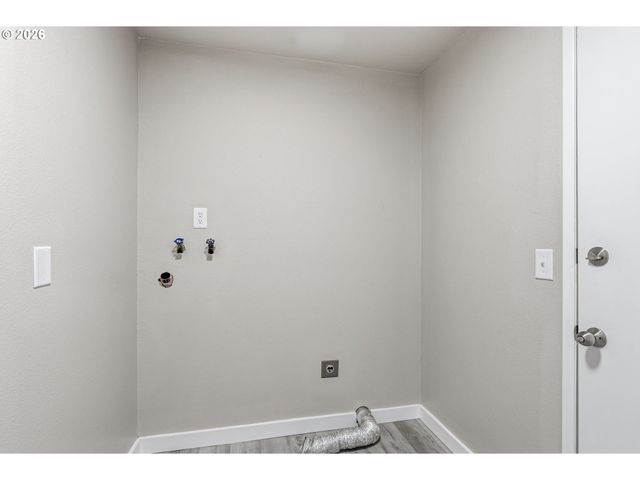 411 BRIERWOOD Ct, Castle Rock, WA 98611
