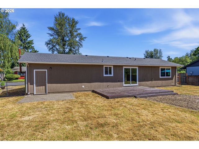 411 BRIERWOOD Ct, Castle Rock, WA 98611