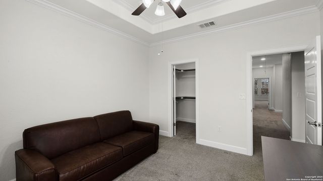 961 N. Academy, New Braunfels, TX 78130