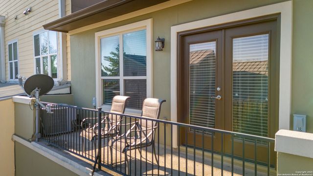 961 N. Academy, New Braunfels, TX 78130