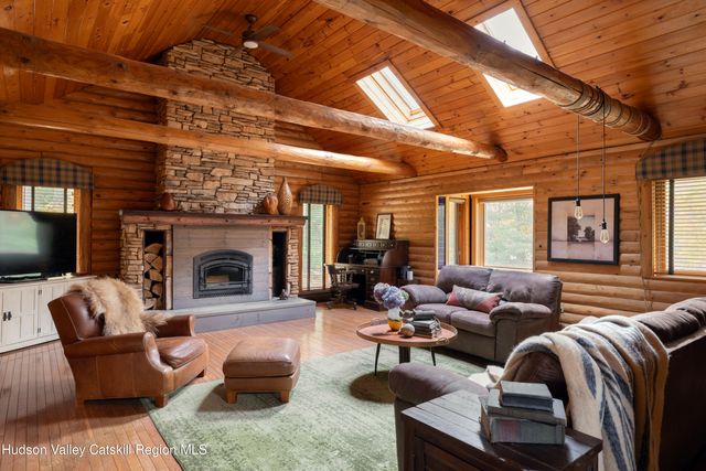 231 Decker Road, Glen Spey, NY 12737