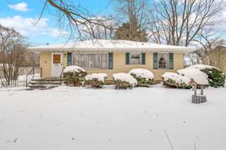 7339 Grand Boulevard, Hobart, IN 46342