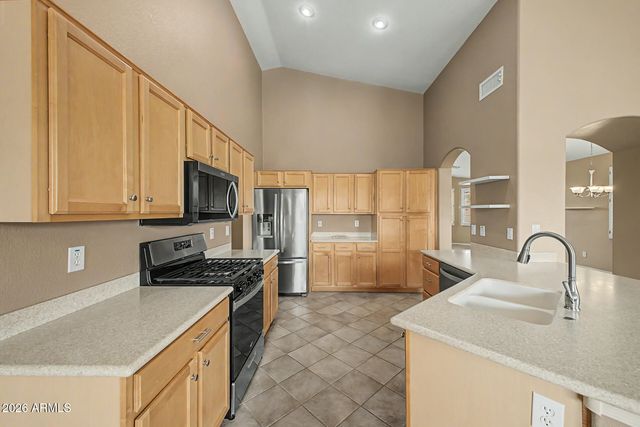 17676 N COCONINO Drive, Surprise, AZ 85374