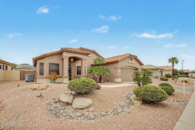 17676 N COCONINO Drive, Surprise, AZ 85374