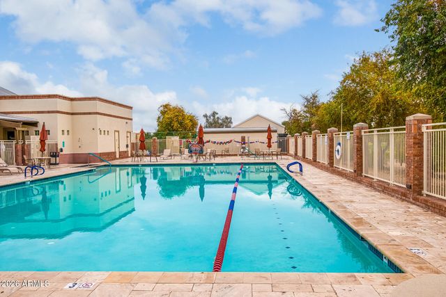 17676 N COCONINO Drive, Surprise, AZ 85374