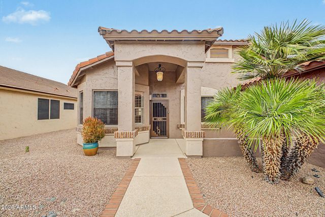 17676 N COCONINO Drive, Surprise, AZ 85374