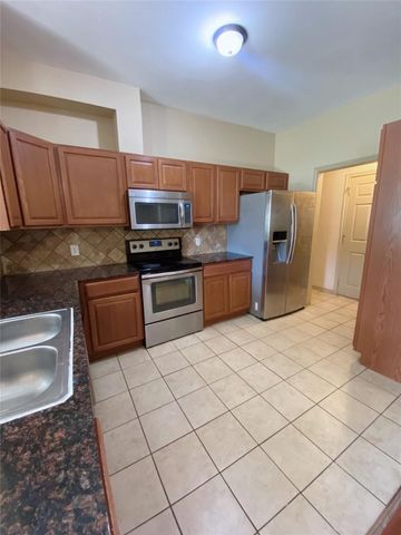 4024 Vista Mar Drive, Euless, TX 76040