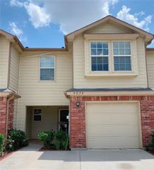 4024 Vista Mar Drive, Euless, TX 76040