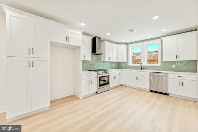 3315 CHIPPENDALE AVE, Philadelphia, PA 19136