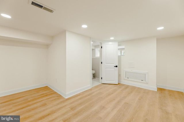 3315 CHIPPENDALE AVE, Philadelphia, PA 19136