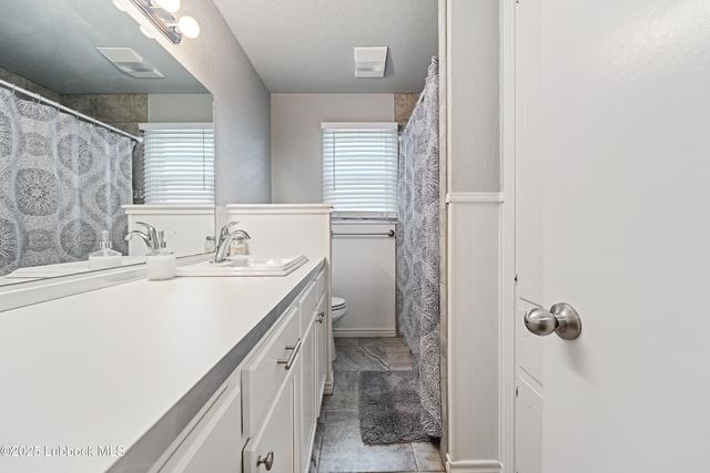 6005 Oxford Avenue, Lubbock, TX 79413