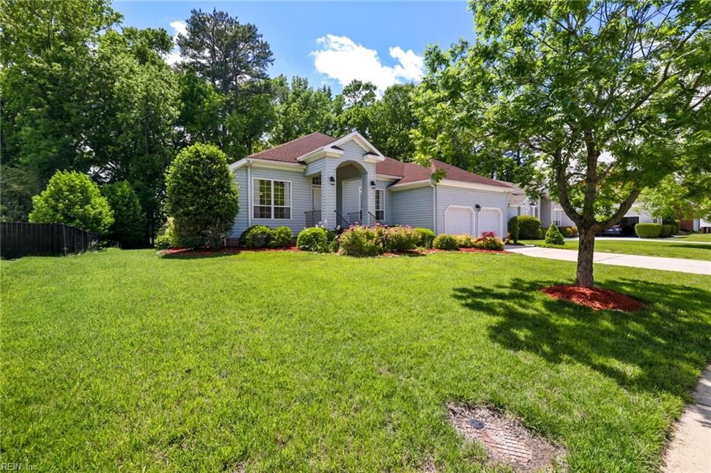 5110 Hunters Creek PL, Suffolk, VA 23435