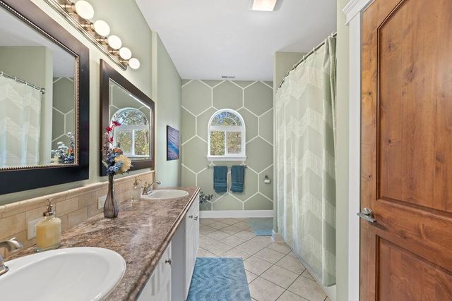 4125 S Suncrest Ln, Veradale, WA 99037