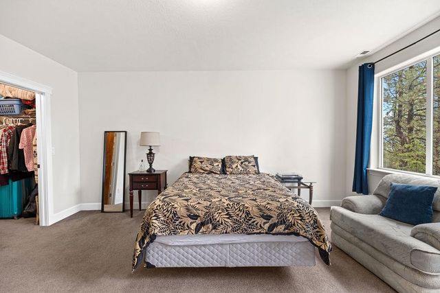 4125 S Suncrest Ln, Veradale, WA 99037