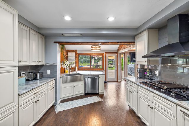 26777 Ross Drive, Redford Charter Twp, MI 48239