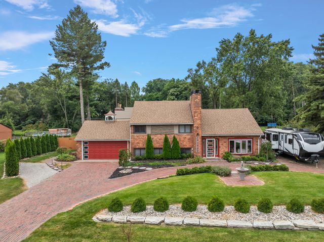 26777 Ross Drive, Redford Charter Twp, MI 48239