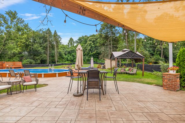 26777 Ross Drive, Redford Charter Twp, MI 48239