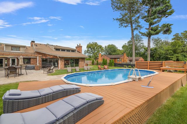 26777 Ross Drive, Redford Charter Twp, MI 48239
