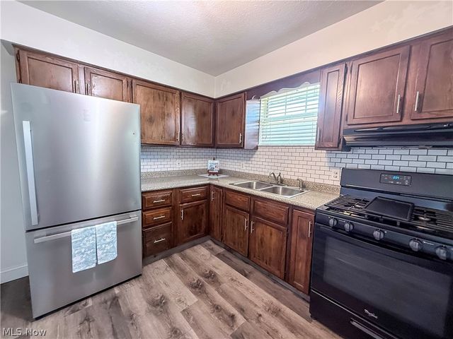 2102 Nash Street, Parkersburg, WV 26101