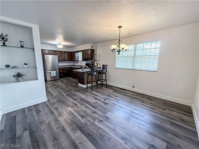 2102 Nash Street, Parkersburg, WV 26101