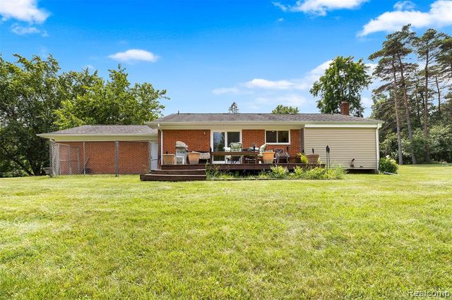 1505 Hummer Lake Road, Ortonville, MI 48462