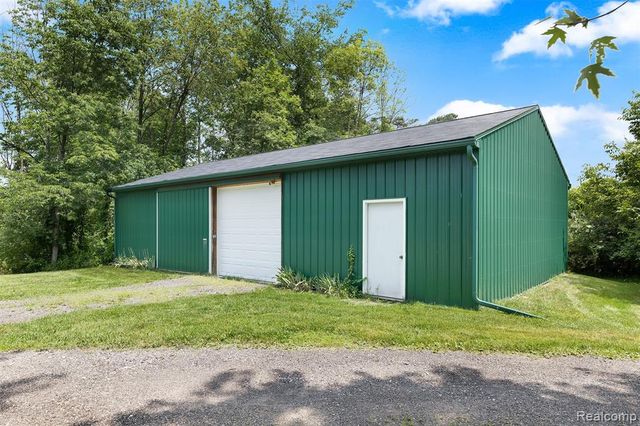 1505 Hummer Lake Road, Ortonville, MI 48462