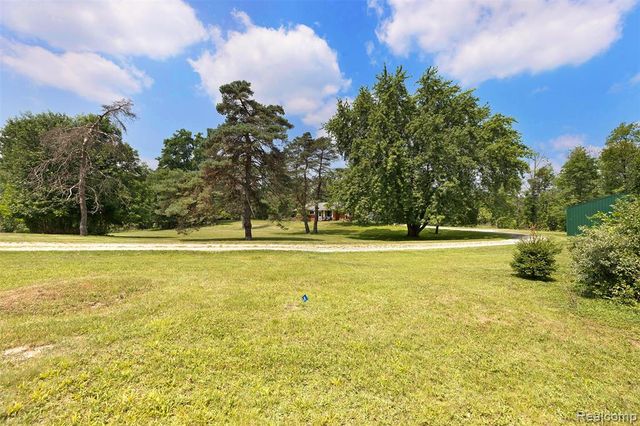 1505 Hummer Lake Road, Ortonville, MI 48462