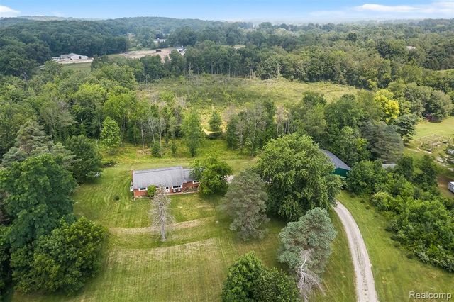 1505 Hummer Lake Road, Ortonville, MI 48462