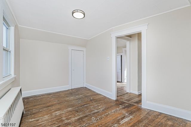 2139 Dill Ave, Linden City, NJ 07036