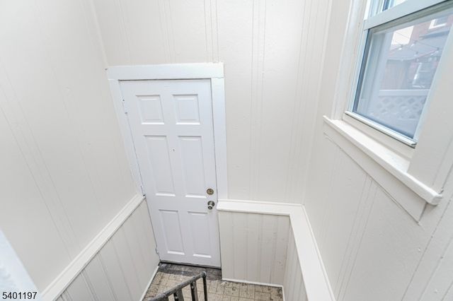 2139 Dill Ave, Linden City, NJ 07036