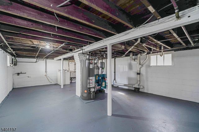 2139 Dill Ave, Linden City, NJ 07036